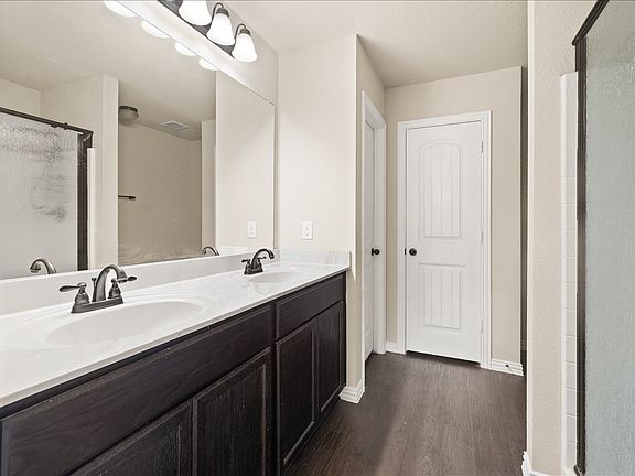 4th image of 2936 Pima Ln