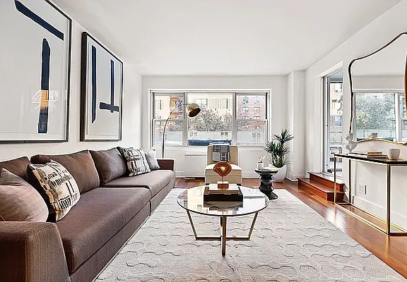 3rd image of 20 E 9th St #3D