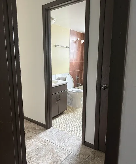 442 E Glenwood Dyer Rd #2W — Photo 11