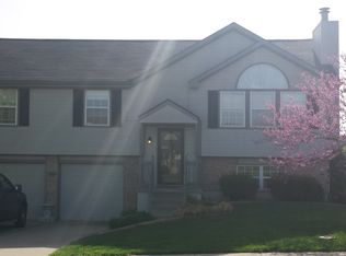 425 SW Hamilton Ln, Grain Valley, MO 64029