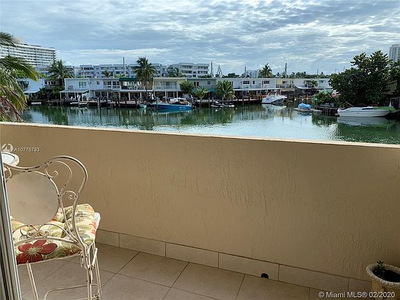 2nd image of 7125 Bay Dr APT 207