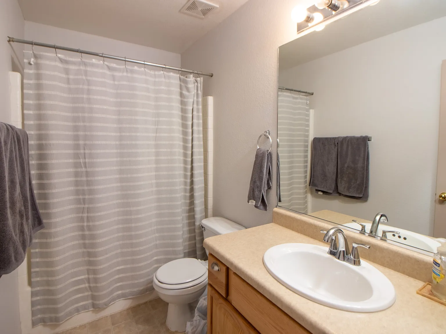 3913 Pearl Court - 1 — Photo 4