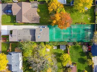16 Forest Hill Rd, Saint Catharines, ON L2R3T7