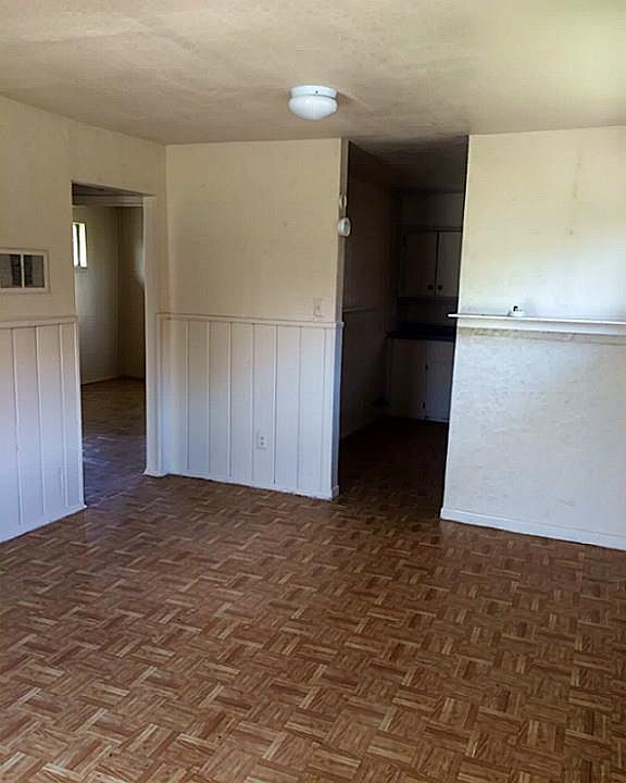 2nd image of 7812 Tierwester St
