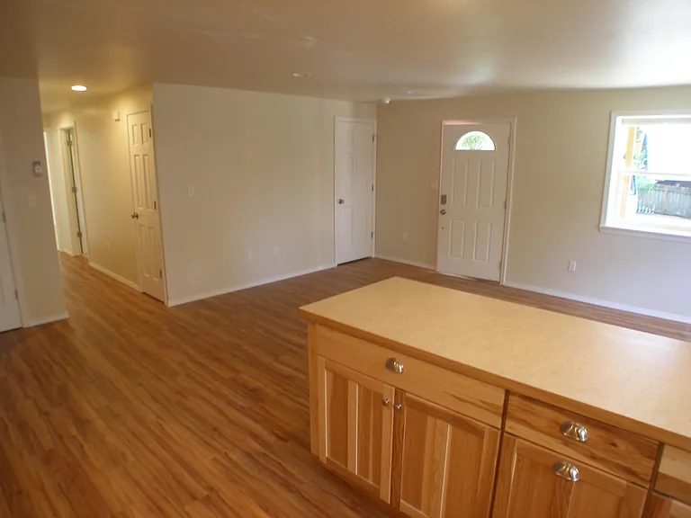 484 Grow Pl NW #LOWER — Photo 8