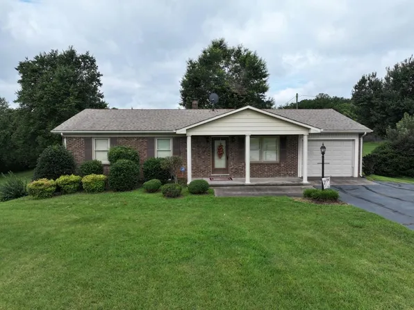 501 Climax Rd, Chatham, VA 24531