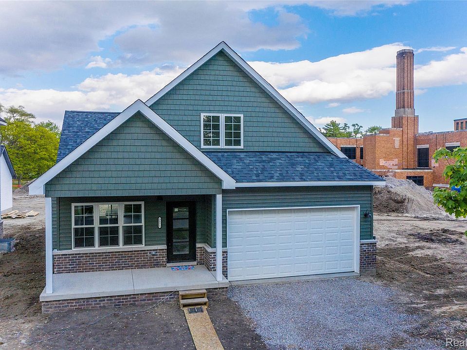 1st image of 3571 7th St