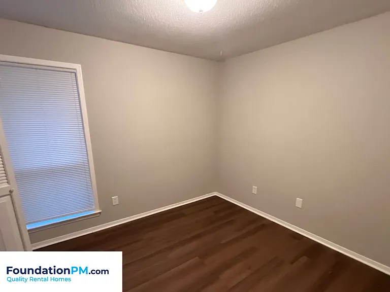 3949 Macon Road - 4 — Photo 12