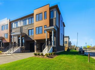 7 Bingham Rd, Hamilton, ON L8H1N3