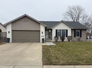 2412 Harrier Rd, Springfield, IL 62711