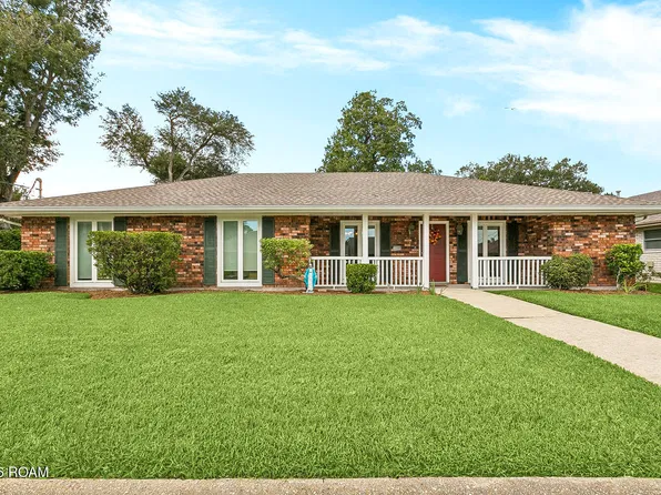 1000 Colonial Club Dr, Harahan, LA 70123