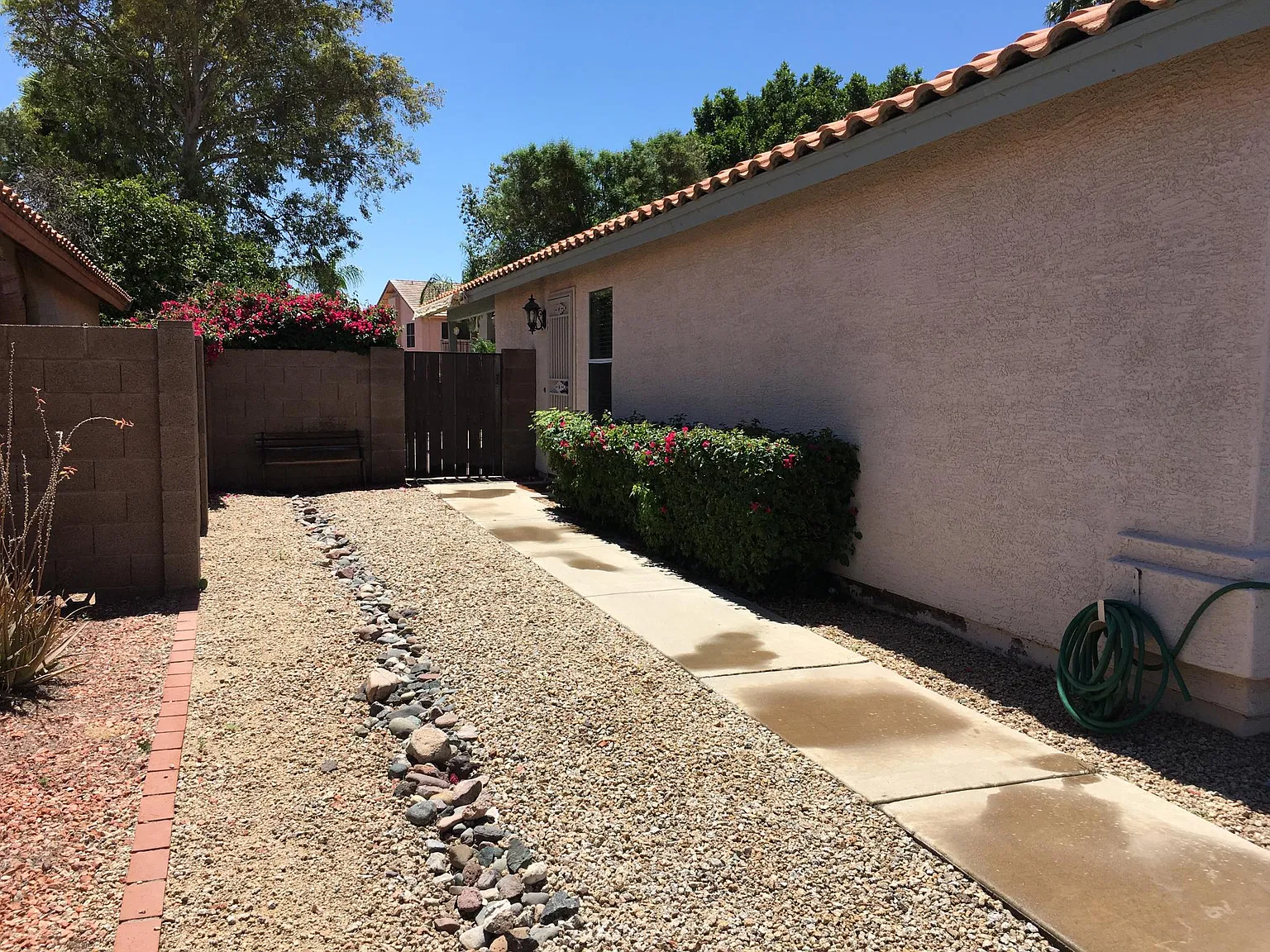3 bed, 1312 sqft, $2,200 — Photo 2