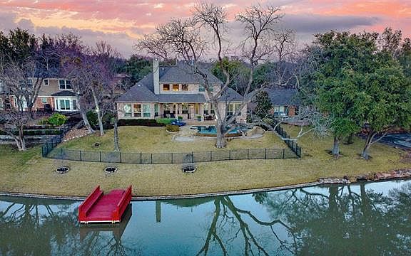 5th image of 6717 Lake Shore Dr