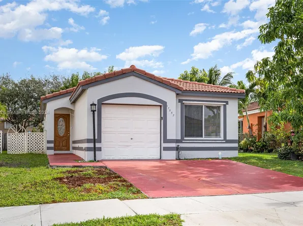 17557 SW 142nd Ct, Miami, FL 33177