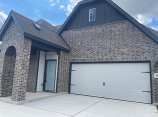 3210 Everett, Kyle, TX 78640