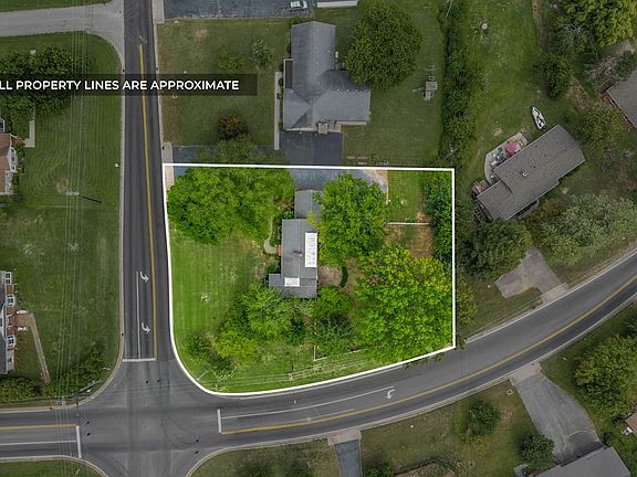 4th image of 2802 Cox Mill Rd