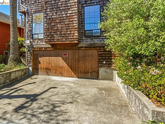 2nd image of 1408 Henry St