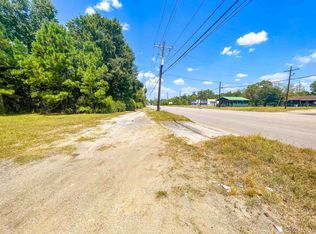 2135 N Main St, Vidor, TX 77662