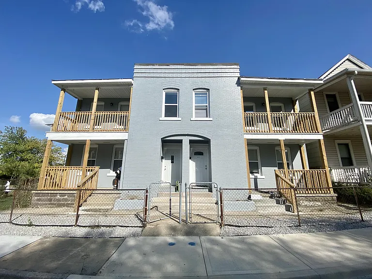 531A Charlotte St — Photo 1