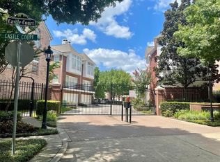 4411 Castle Court Pl, Houston, TX 77006