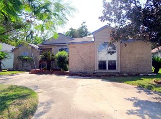 1912 English Colony Dr, La Place, LA 70068