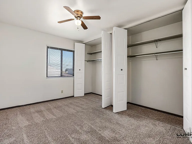 1025 W. MacArthur Avenue — Photo 24