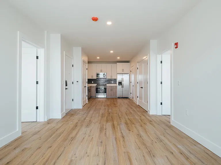 67 Dr Martin L King Blvd #103 — Photo 4