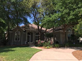818 Coldwater Creek Cir, Niceville, FL 32578