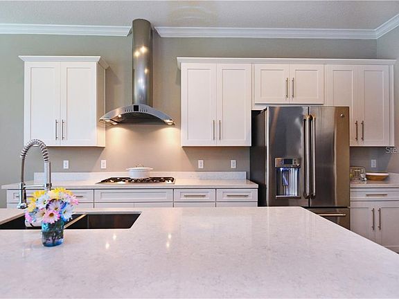 4th image of 12601 Snell Ln