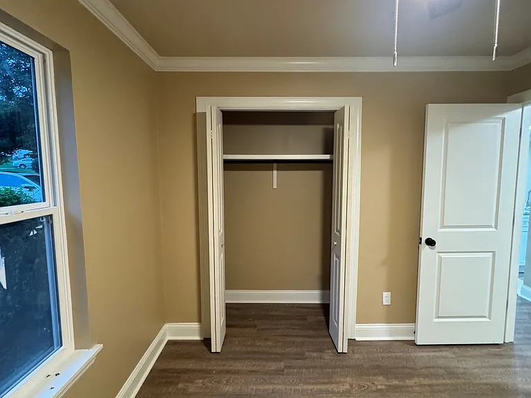 4909 Bayside Ct — Photo 10