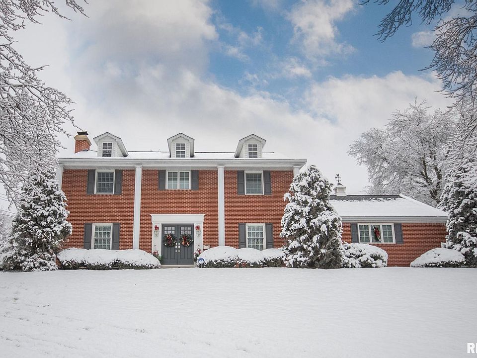 1st image of 5901 N Briarwood Ln