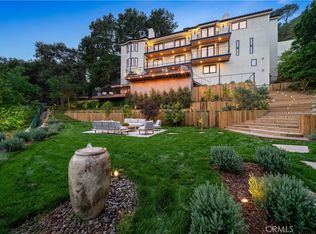 3636 Camino De La Cumbre, Sherman Oaks, CA 91423