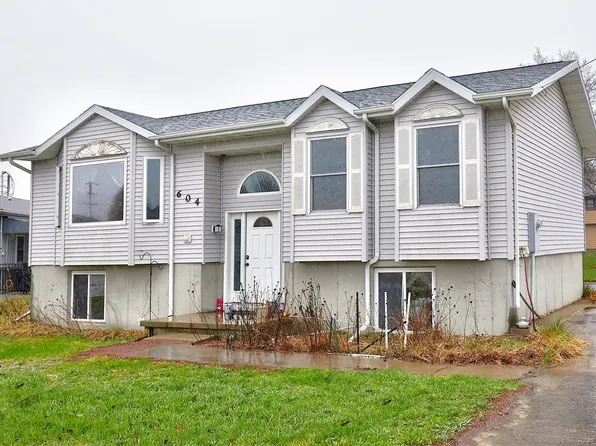 604 Northview Dr, Dallas Center, IA 50063