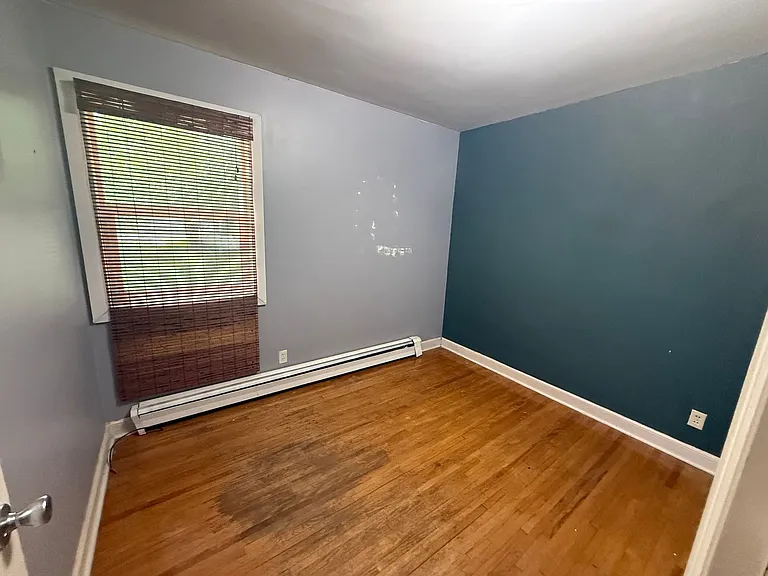 1601 Calihan Ave NW — Photo 5