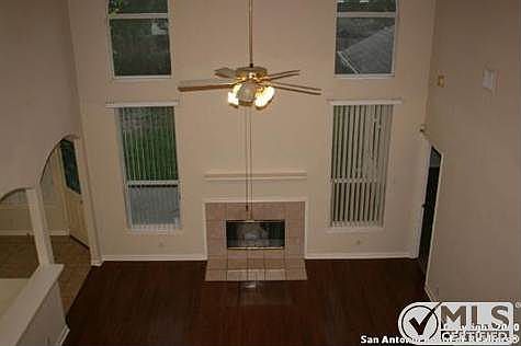 5th image of 2839 Olive Ave