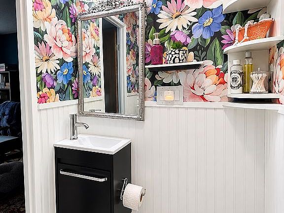 Remodeled bath #2