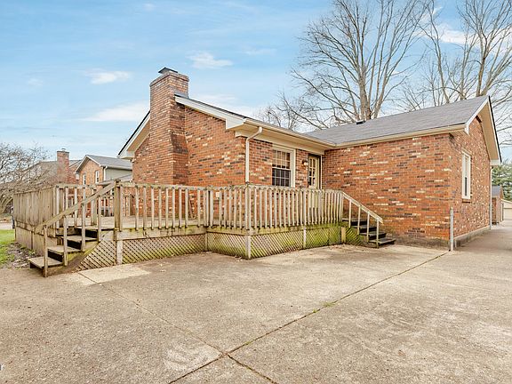 4th image of 3307 Eastside Dr
