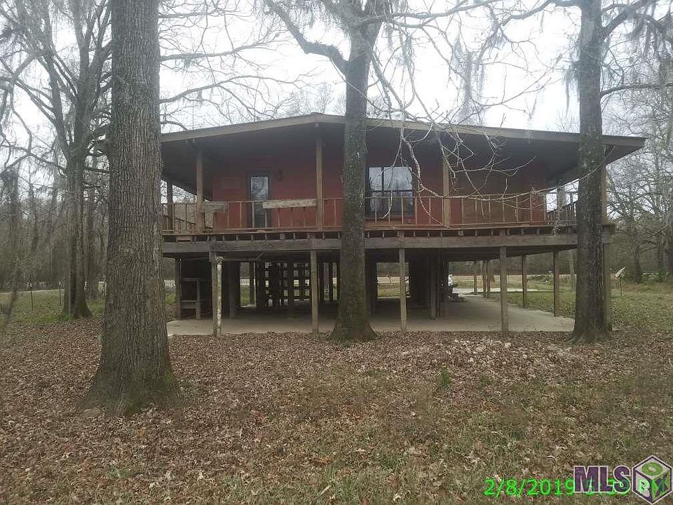 1st image of 16484 Airport Dr