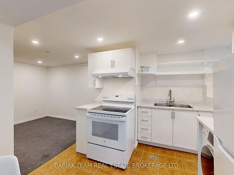 57 Parkway Ave — Photo 8