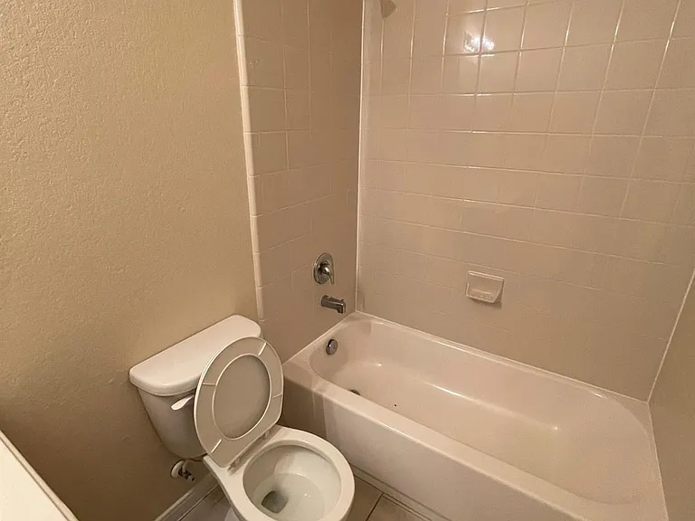 1755 Nichole Woods Dr — Photo 12