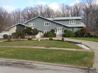 7819 Dogwood Ln, Parma, OH 44130