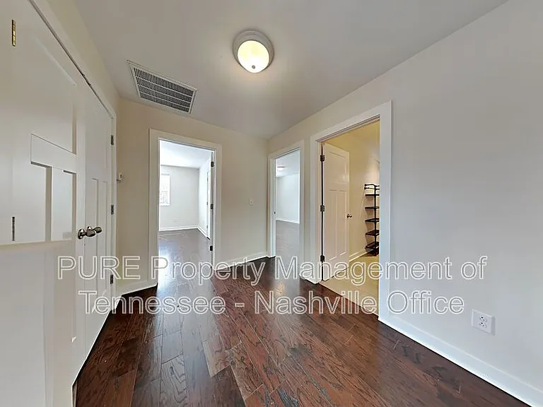 303 Gatewood Ave — Photo 22
