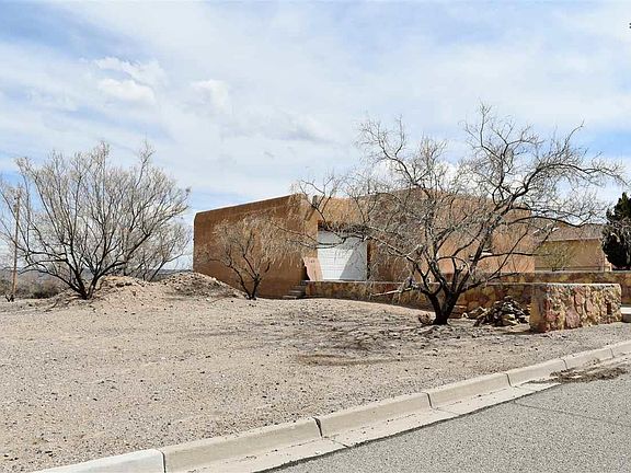 3rd image of 107 Lakeshore Dr