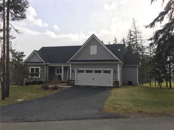 5884 Bristol Harbour Blvd, Canandaigua, NY 14424