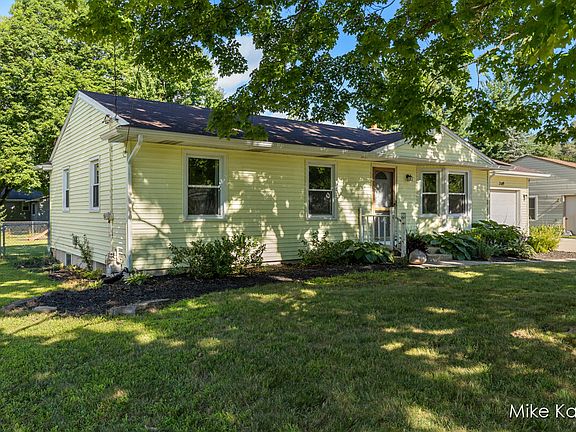 2nd image of 7189 Heatherwood Dr