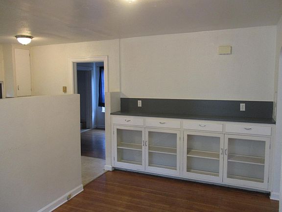 5th image of 77 W 24th Pl