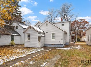 1514 6th St #1, Muskegon, MI 49441