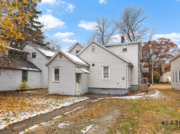 1514 6th St #1, Muskegon, MI 49441