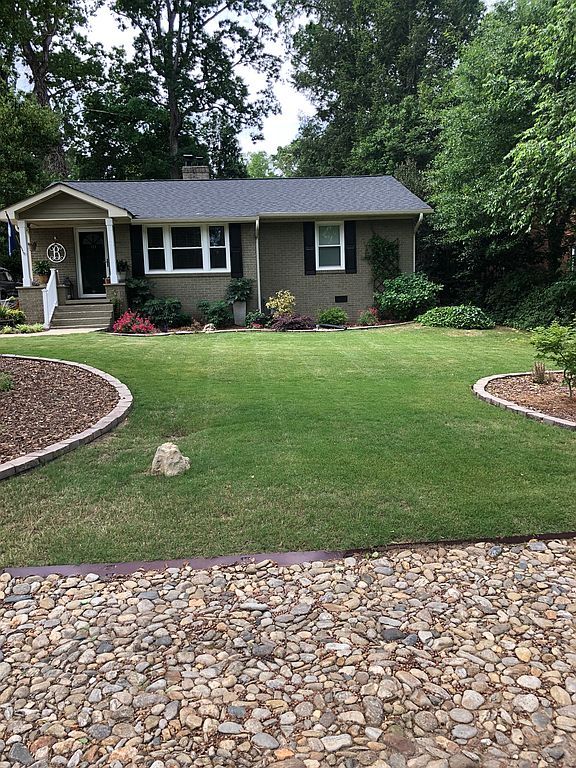 111 Edgewood Dr - Property Image