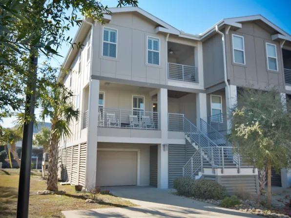 600 48th Ave. S #403, North Myrtle Beach, SC 29582